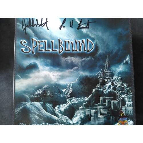Spellbound, podepsana