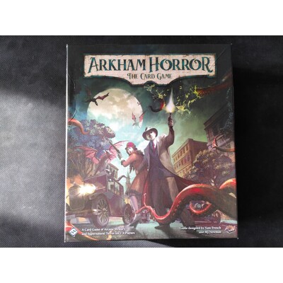 Arkham Horror: The Card Game (bigger box)